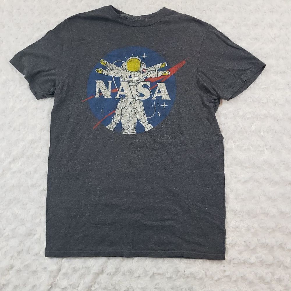 NASA Vitruvian Fifth Sun size small short sleeve tee